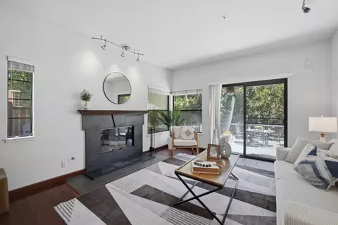 Living - 4439 Esta Ln, Soquel, CA 95073 photo 4 of 7