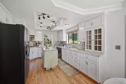Kitchen - 4439 Esta Ln, Soquel, CA 95073 photo 1 of 7