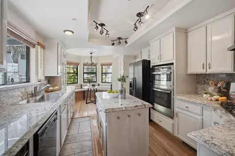 Kitchen - 4439 Esta Ln, Soquel, CA 95073 photo 4 of 7