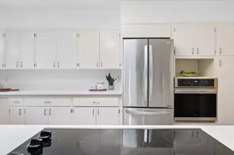 Kitchen - 280 Angelita Ave, Pacifica, CA 94044 photo 4 of 4