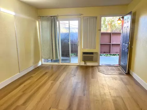 Living - 492 Dempsey Rd 193, Milpitas, CA 95035 photo 1 of 2