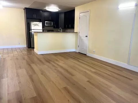 Living - 492 Dempsey Rd 193, Milpitas, CA 95035 photo 2 of 2