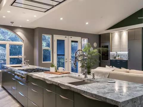 Kitchen - 23715 Determine Ln, Monterey, CA 93940 photo 4 of 11