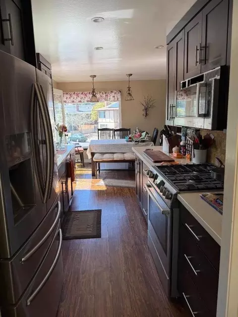 Kitchen - 1352 Redwood Way, Pacifica, CA 94044 photo 4 of 4