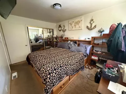 Bedroom - 1352 Redwood Way, Pacifica, CA 94044 photo 1 of 3