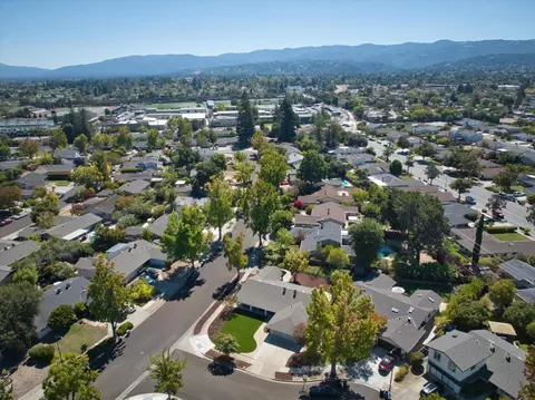 View/Area - Kitchener Dr, Sunnyvale, CA 94087 photo 6 of 8