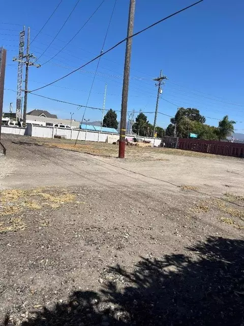 230 Martella St, Salinas, CA 93901 photo 6