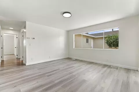 Living - 726 Muir Dr, Mountain View, CA 94041 photo 8 of 14