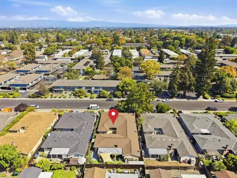 View/Area - 726 Muir Dr, Mountain View, CA 94041 photo 6 of 7