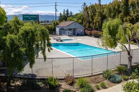 4822 Pine Forest Pl, San Jose, CA 95118