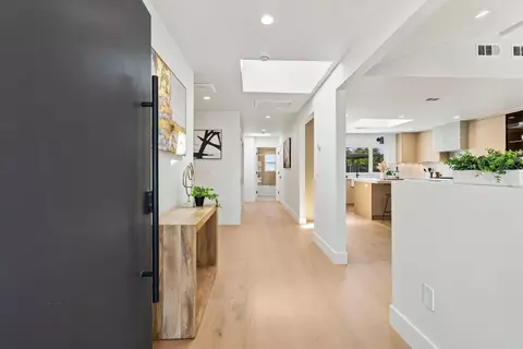 Entry Way - 1600 Don Ct, Mountain View, CA 94040 photo 1 of 2