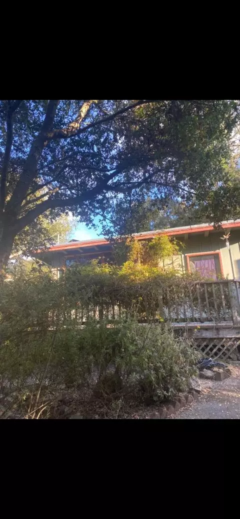 1019 Hillside Ave, Pacific Grove, CA 93950