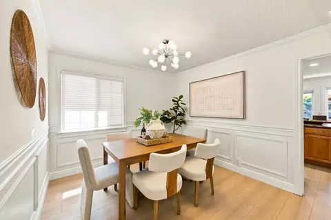 Dining - 1005 Iris Ave, Sunnyvale, CA 94086 photo 2 of 3