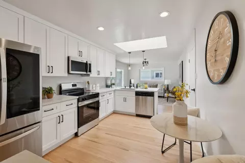Glenview, San Bruno, CA 94066 photo 14