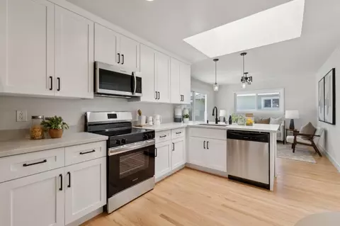 Glenview, San Bruno, CA 94066 photo 15