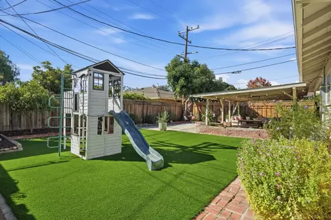 Exterior - 2843 Rustic Dr, San Jose, CA 95124 photo 4 of 4