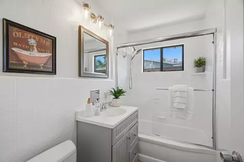 Bath - 2843 Rustic Dr, San Jose, CA 95124 photo 1 of 1