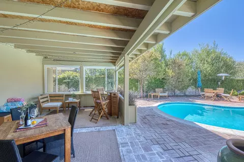 Exterior - 22305 Davenrich St, Salinas, CA 93908 photo 5 of 7