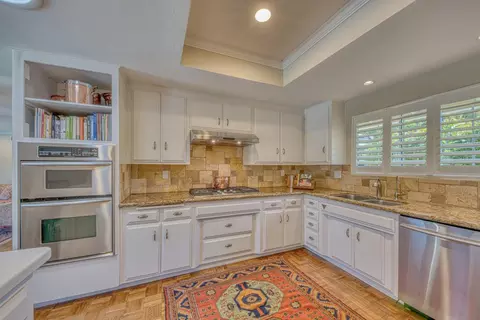 Kitchen - 22305 Davenrich St, Salinas, CA 93908 photo 2 of 3