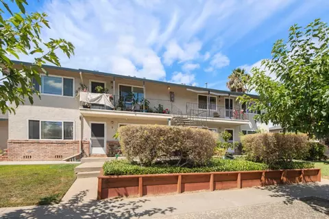 Exterior - 2813 Joseph Ave, San Jose, CA 95124 photo 2 of 8