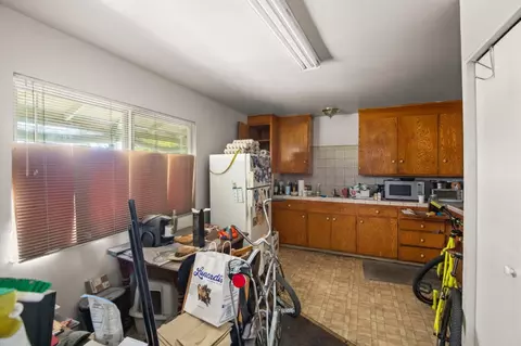 Kitchen - 2813 Joseph Ave, San Jose, CA 95124 photo 2 of 2