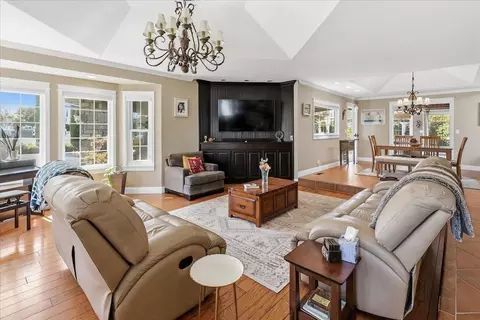 Living - 14921 Donner Dr, San Jose, CA 95124 photo 1 of 2