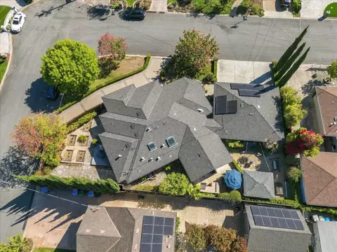 View/Area - 14921 Donner Dr, San Jose, CA 95124 photo 2 of 7