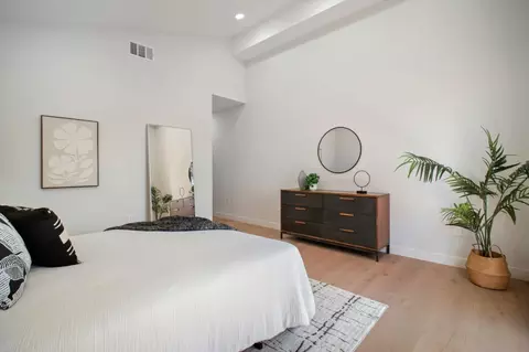 Bedroom - 806 Emily Dr, Mountain View, CA 94043 photo 3 of 8