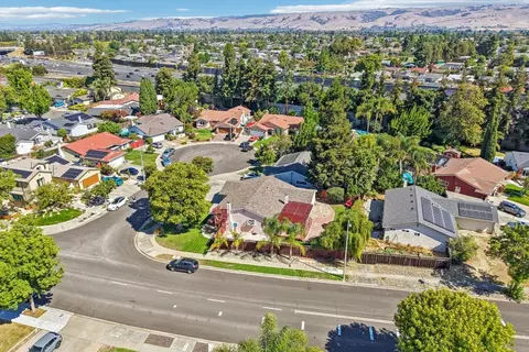 View/Area - 4860 Humber Pl, Newark, CA 94560 photo 6 of 9