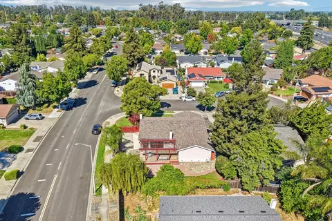 View/Area - 4860 Humber Pl, Newark, CA 94560 photo 8 of 9