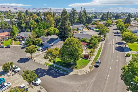 View/Area - 4860 Humber Pl, Newark, CA 94560 photo 5 of 9