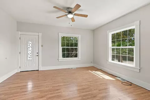 Living - West Ave, Gustine, CA 95322 photo 4 of 9