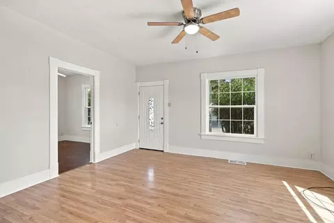 Living - West Ave, Gustine, CA 95322 photo 3 of 9