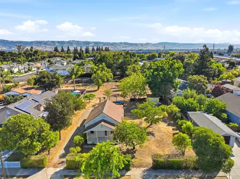View/Area - 7522 Chestnut St, Gilroy, CA 95020 photo 4 of 12