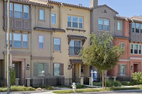 Exterior - 1373 W Middlefield Rd, Mountain View, CA 94043 photo 3 of 8