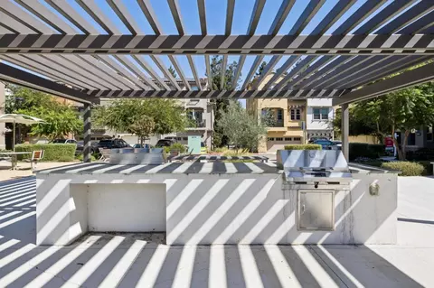 Exterior - 1373 W Middlefield Rd, Mountain View, CA 94043 photo 6 of 8