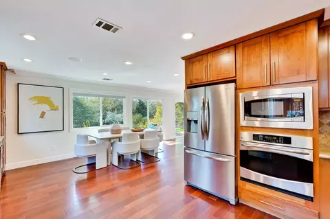 Kitchen - 10531 Madera Dr, Cupertino, CA 95014 photo 4 of 8