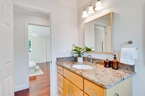 Bath - 10531 Madera Dr, Cupertino, CA 95014 photo 6 of 7