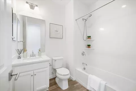 Bath - 1930 Joshua Tree Cir, Milpitas, CA 95035 photo 5 of 5