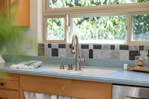 Kitchen - 4377 Porter Gulch Rd, Aptos, CA 95003 photo 4 of 9