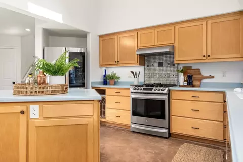 Kitchen - 4377 Porter Gulch Rd, Aptos, CA 95003 photo 5 of 9