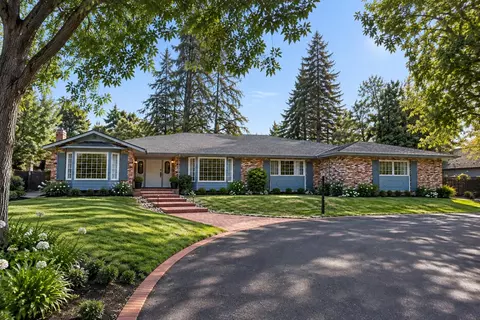 Montalvo Rd, Saratoga, CA 95070