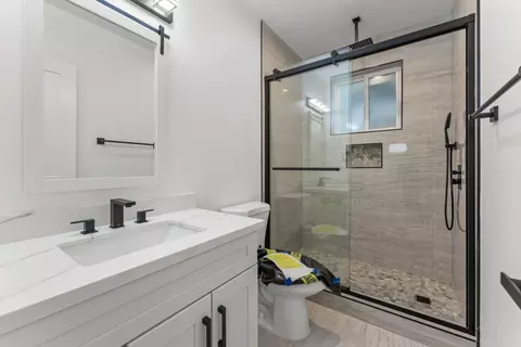 Bath - 182 W Rincon Ave, Campbell, CA 95008 photo 2 of 3