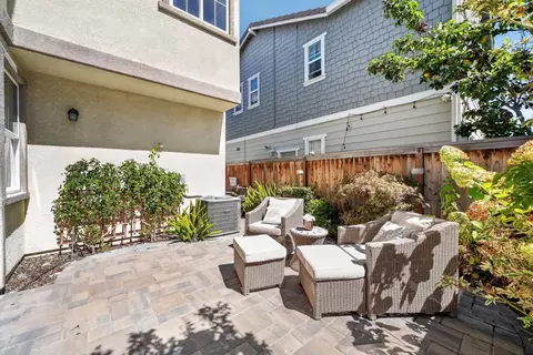 Exterior - 5502 Clove Hitch Loop, Fremont, CA 94555 photo 4 of 10