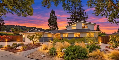 215 Belgatos Rd, Los Gatos, CA 95032