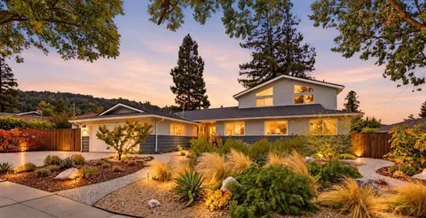 215 Belgatos Rd, Los Gatos, CA 95032