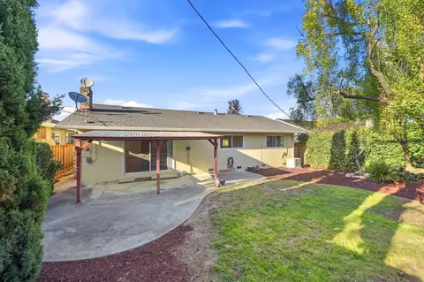 Exterior - 7536 Dumas Dr, Cupertino, CA 95014 photo 5 of 6