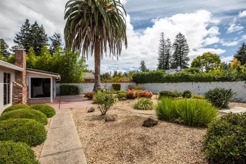 252 Lyell St, Los Altos, CA 94022 photo 3