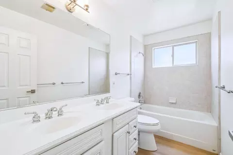 Bath - 1183 Manzanita Dr, Pacifica, CA 94044 photo 3 of 3