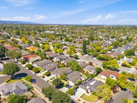 View/Area - 4654 Williams Rd, San Jose, CA 95129 photo 4 of 4